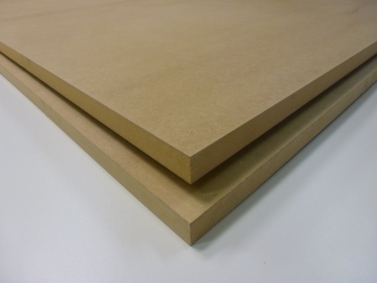 MDF 15 mm 2440x1220 zw persing 30x2440x1220