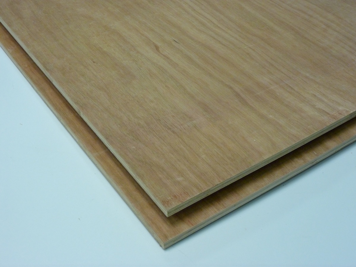 MP Hardwood 3,6 mm 2440x1220 12x2440x1220